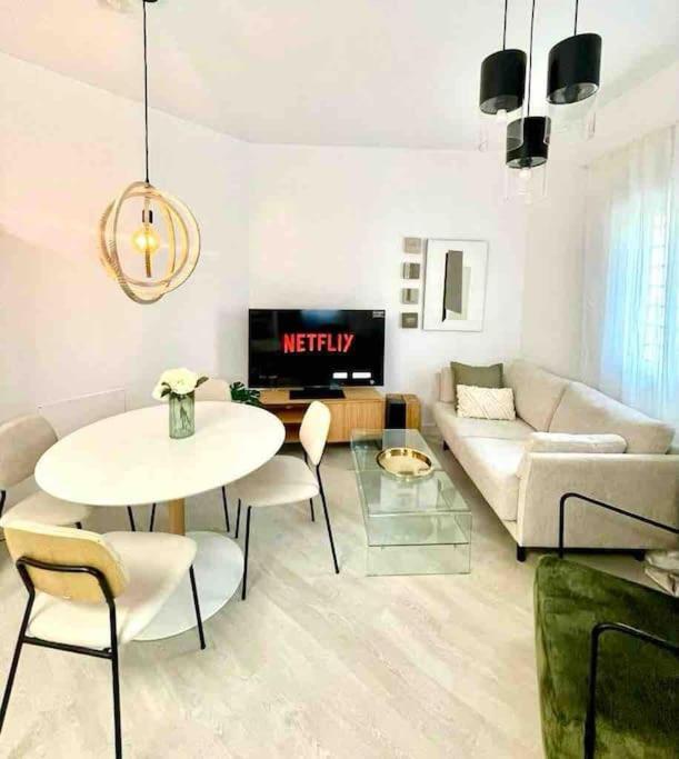 Historical Centre! Private Terrace & Gym-Near Public Parking Apartamento Málaga Exterior foto