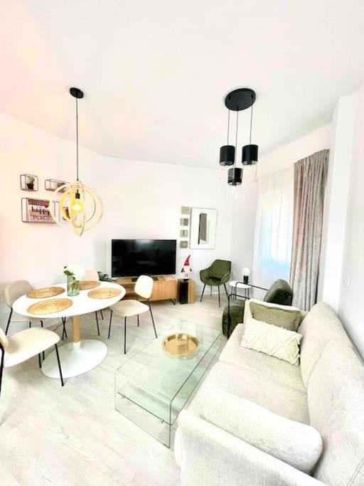 Historical Centre! Private Terrace & Gym-Near Public Parking Apartamento Málaga Exterior foto