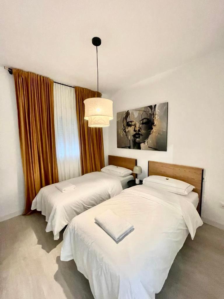 Historical Centre! Private Terrace & Gym-Near Public Parking Apartamento Málaga Exterior foto