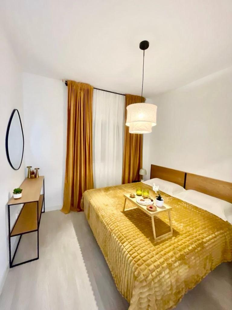 Historical Centre! Private Terrace & Gym-Near Public Parking Apartamento Málaga Exterior foto