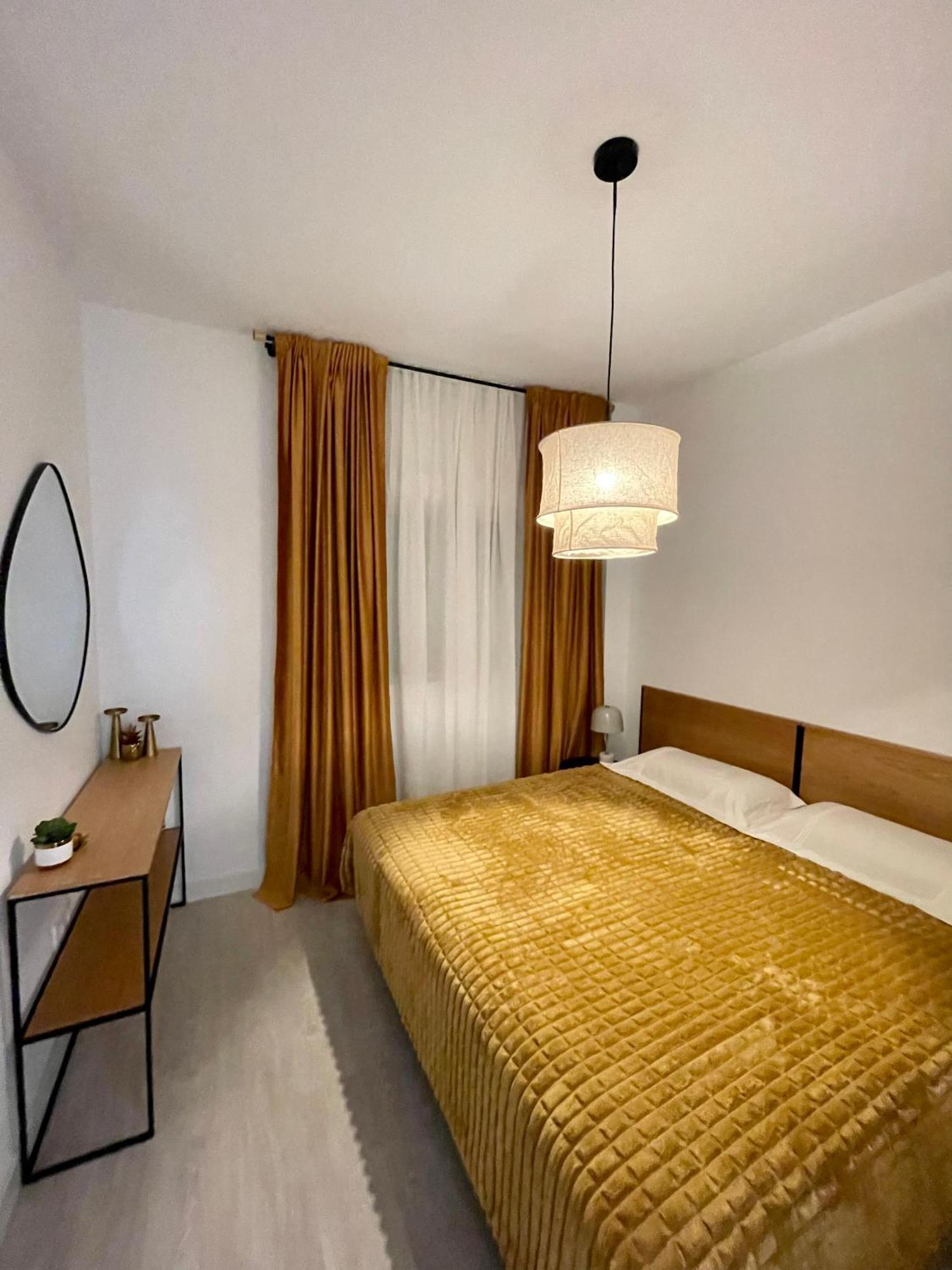 Historical Centre! Private Terrace & Gym-Near Public Parking Apartamento Málaga Exterior foto